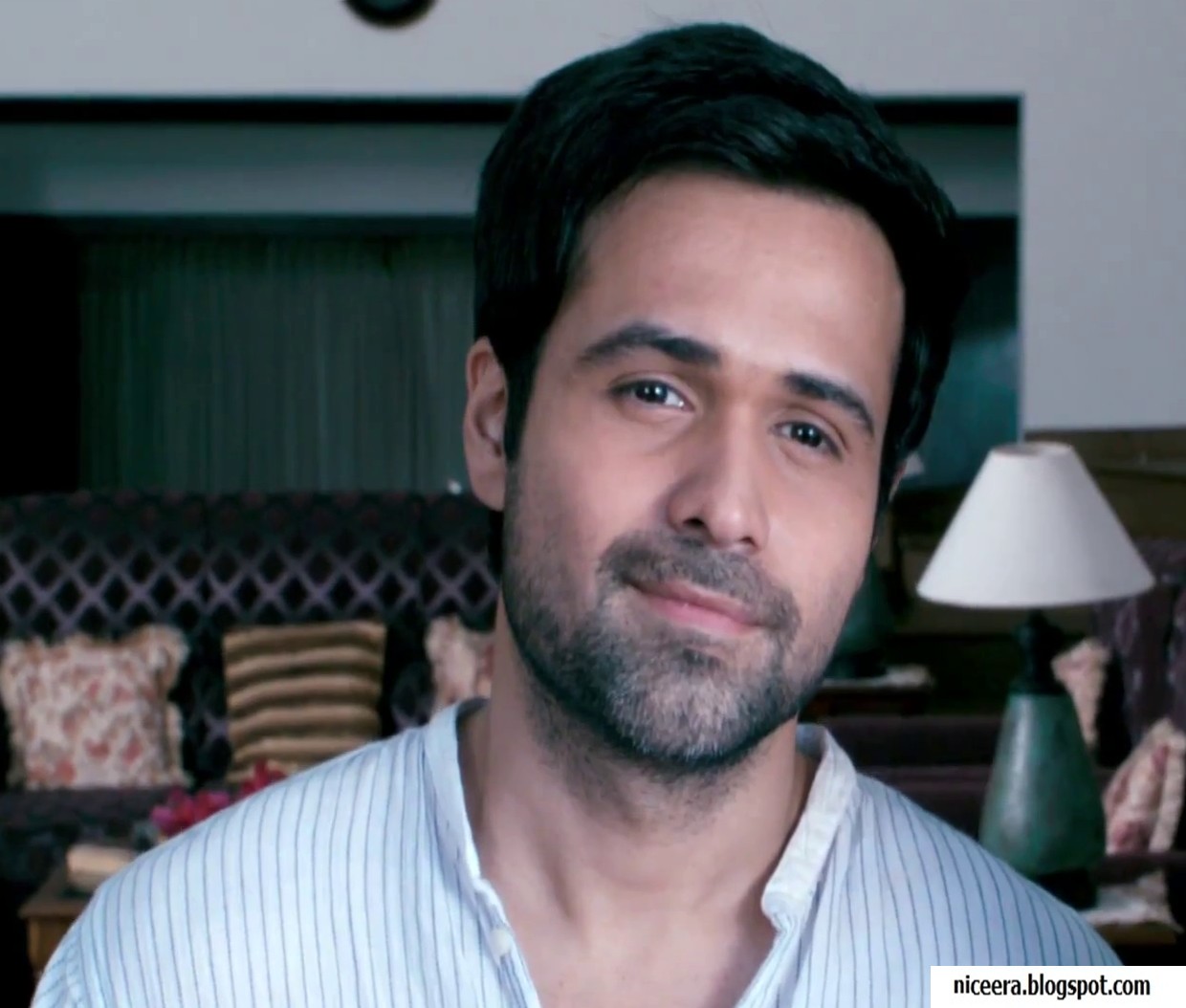 http://2.bp.blogspot.com/-r83OoKI5nOk/UEwlhIvmVMI/AAAAAAAACxk/H1xQqZzRVtg/s1600/Emran+hashmi+wallpapers,+bollywood+wallpapers+(2).jpg