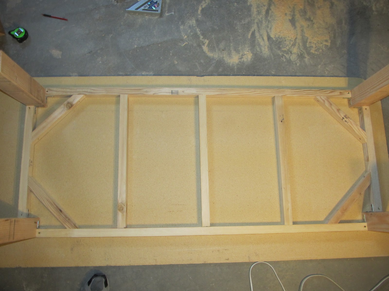 NapTime Craft DIY Laundry Riser Tutorial