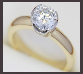 Anillo de compromiso de oro amarillo Anillo de compromiso de oro amarillo