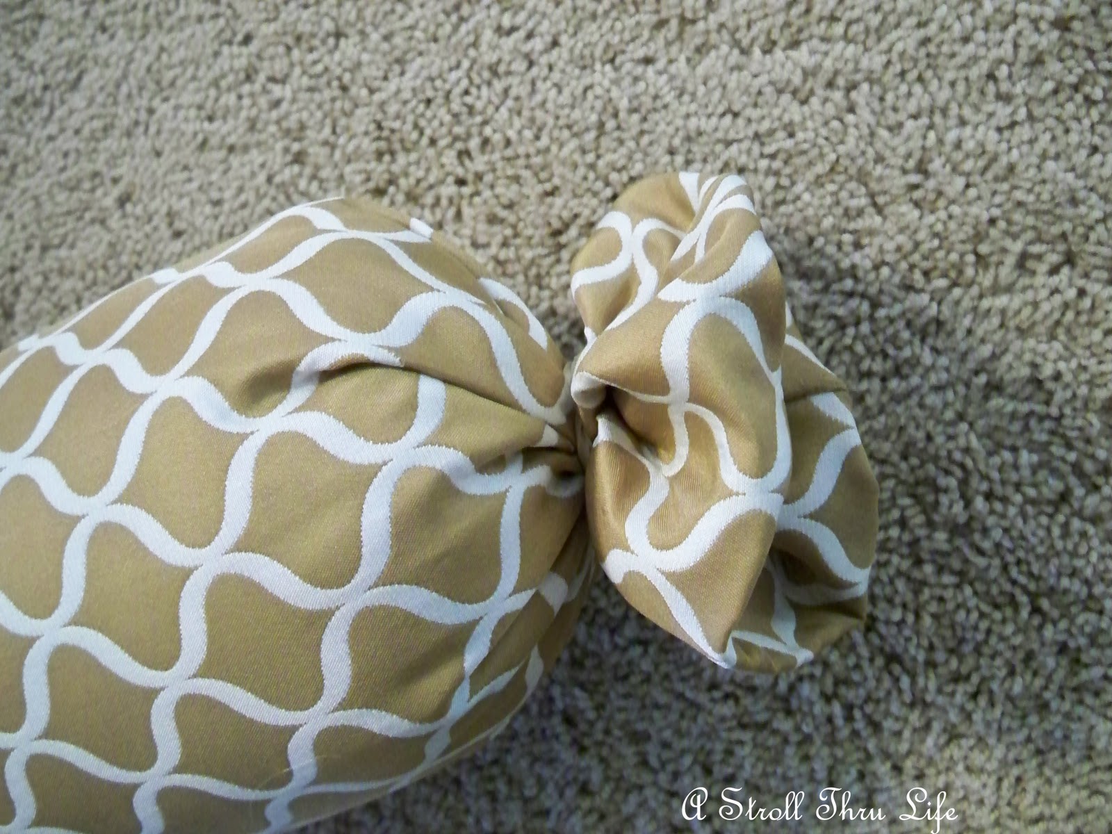 A Stroll Thru Life SewNo Sew Jelly Roll Pillow Tutorial