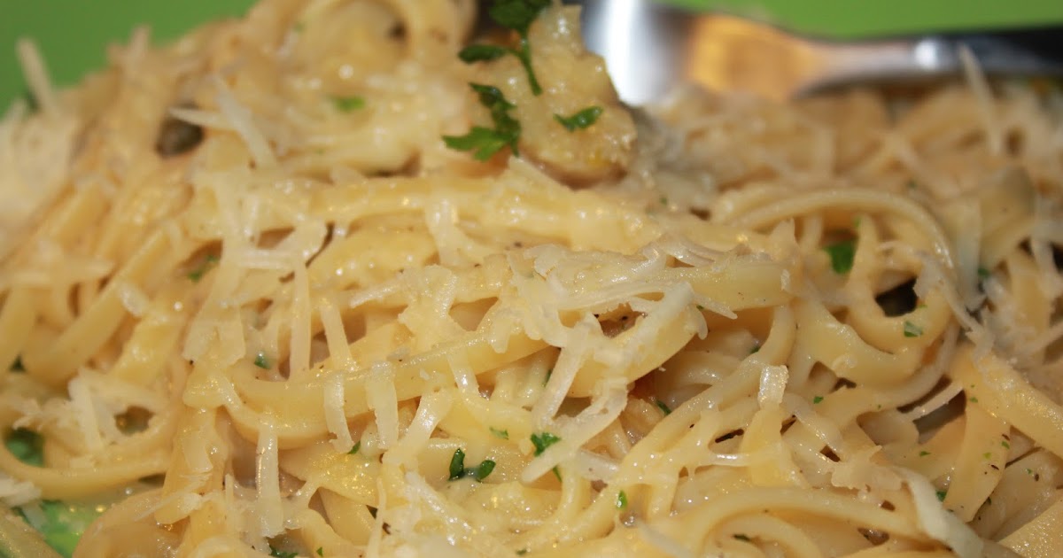 Soupedup Garden The Goodness of Garlic Linguine with Roasted Garlic, Parlsey, Capers & Parmesan