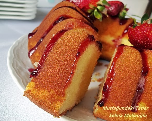 ÇİLEK PUDİNGLİ KEK Mutfak Ve Tatlar