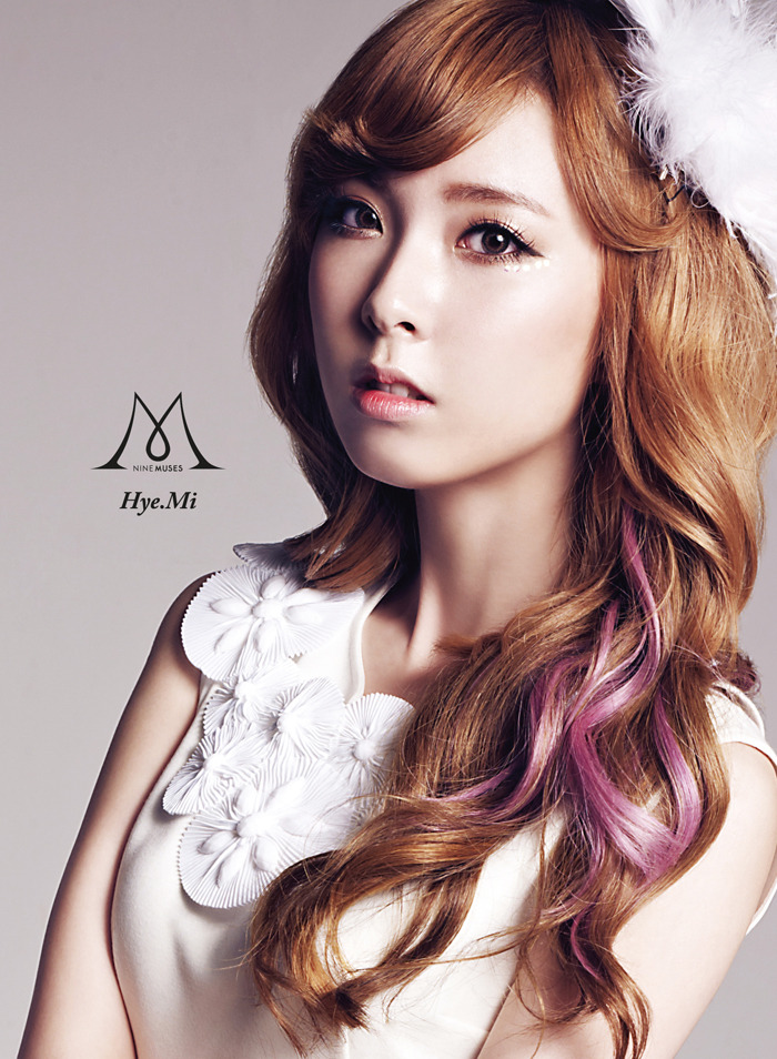 Semasa Newslah: Kpop Nine Muses Dedahkan Gambar Hot White Muse Mereka