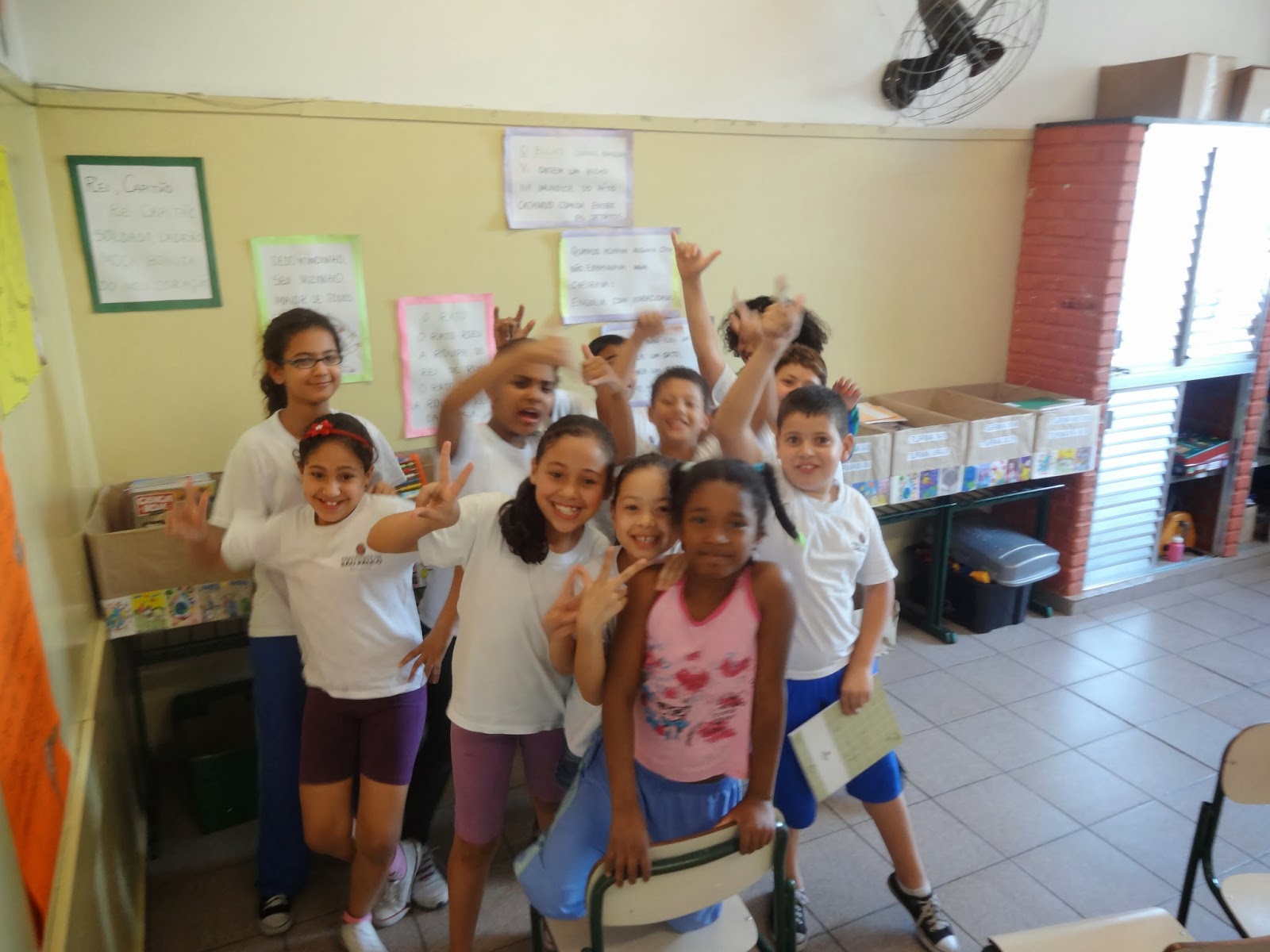 Escola Municipal Professor Noé Azevedo: Jogos de salão - Dia