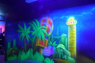 Malowanie farbami UV, olbrzymi mural w ultrafiolecie, malowanie farbami uv