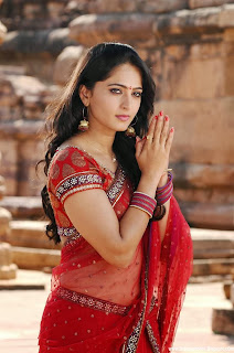 Anushka Shetty Hot Saree Unseen Exclusive Photo Gallery