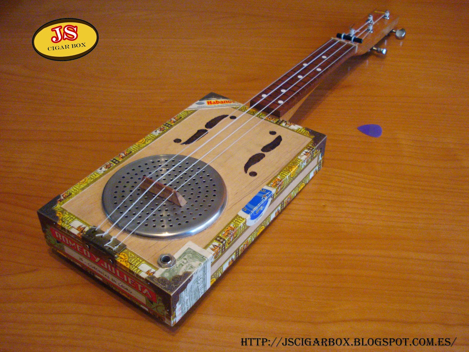 PARA VALENCIA SE VA ESTE JS CIGAR BOX UKELELE RESONATOR JS CIGAR BOX