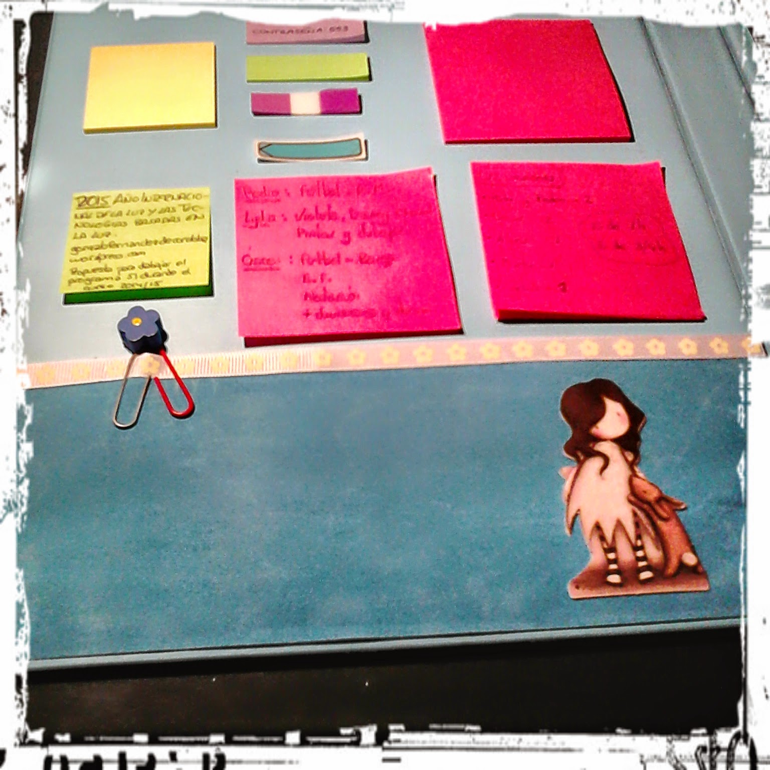 Scrap and lapbooks: Archivador personalizado