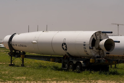 aeronaves - Davis-Monthan AFB - o maior cemitério de aeronaves do mundo  AMARC+-+Missil+Thor