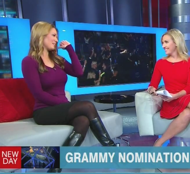 THE APPRECIATION OF BOOTED NEWS WOMEN BLOG : CNN METEOROLOGIST JENNIFER