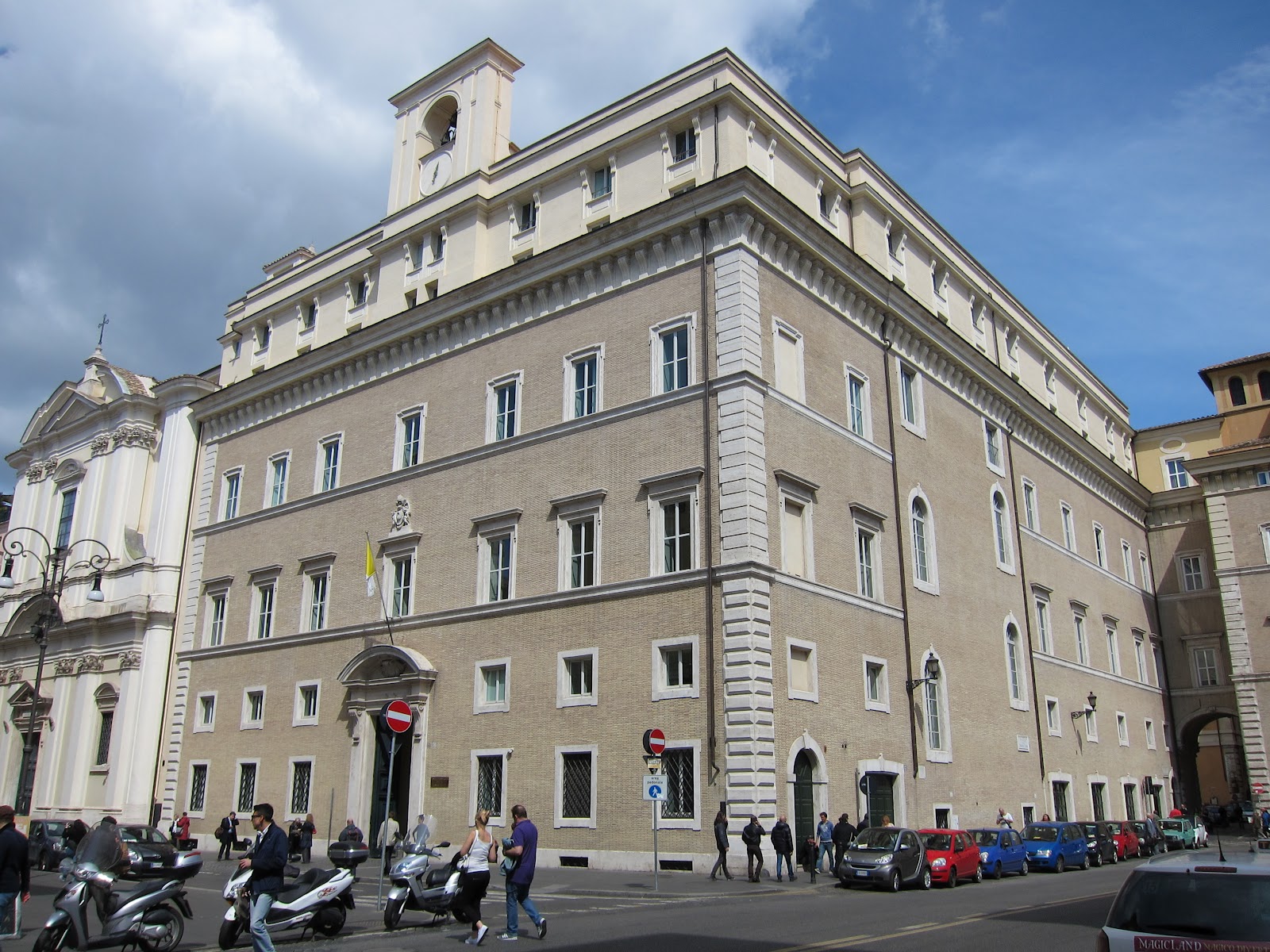 Pontificia Universidad De La Santa Cruz Opiniones de Pontificia Universidad de la Santa Cruz