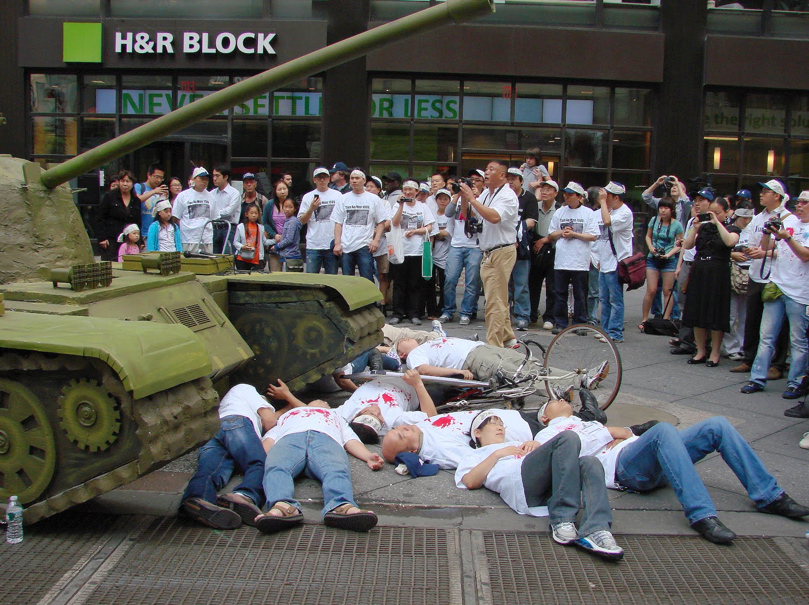 Image result for Tiananmen massacre  blogspot.com
