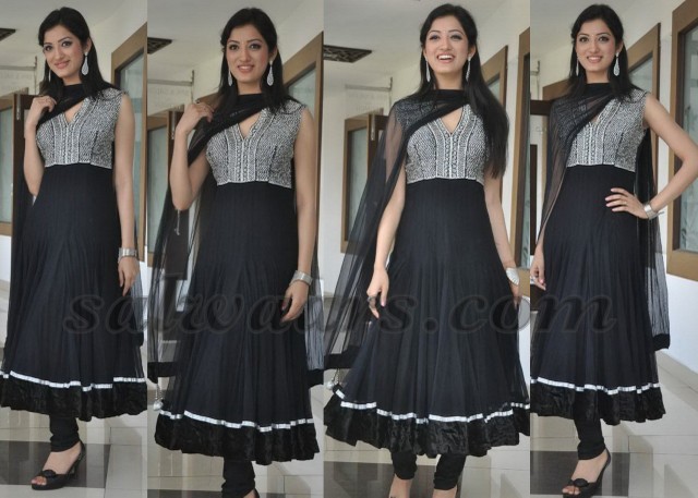 Richa Panal Black Salwar Kameez