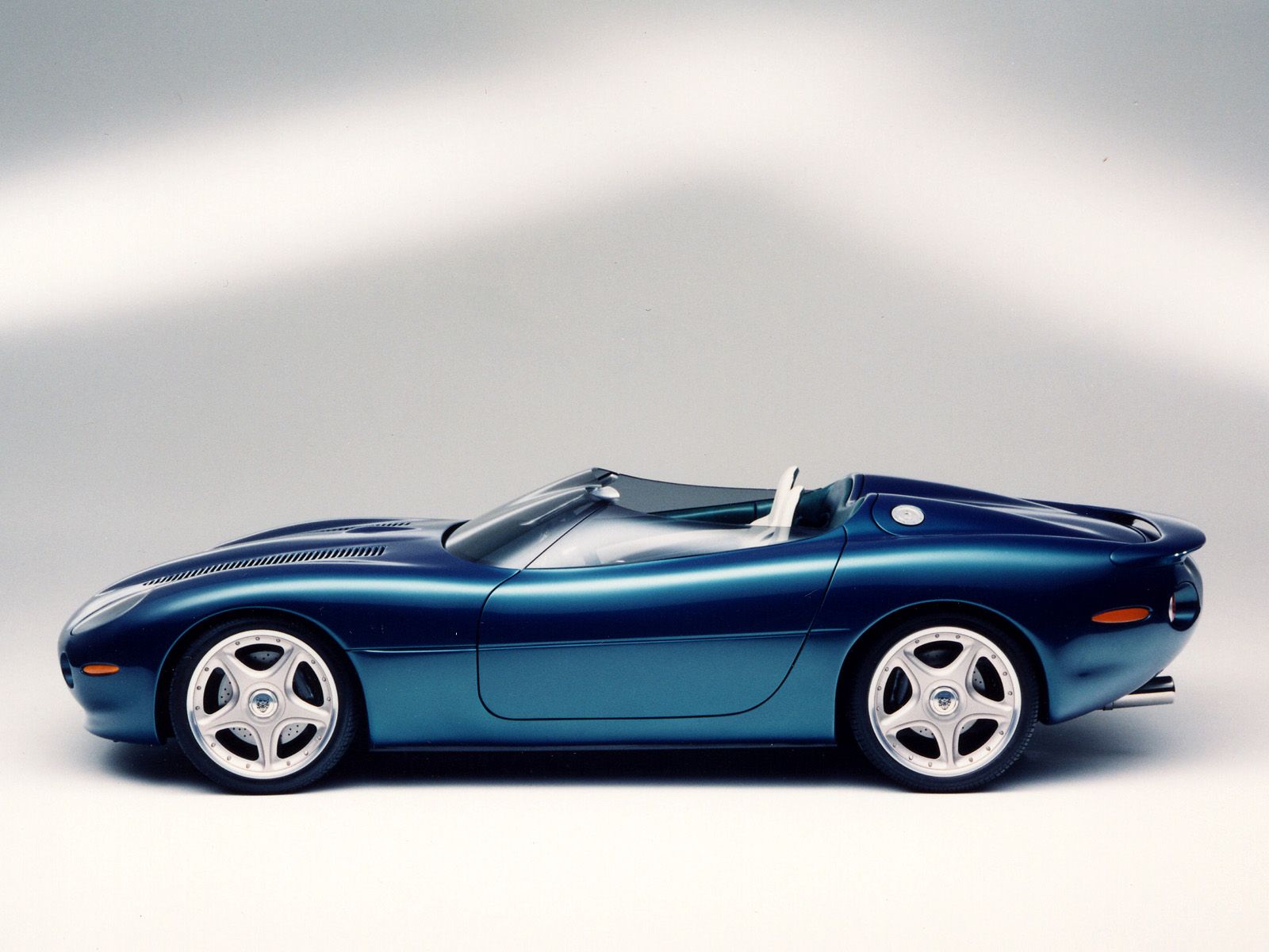 Karznshit 98 Jaguar Xk180 Concept