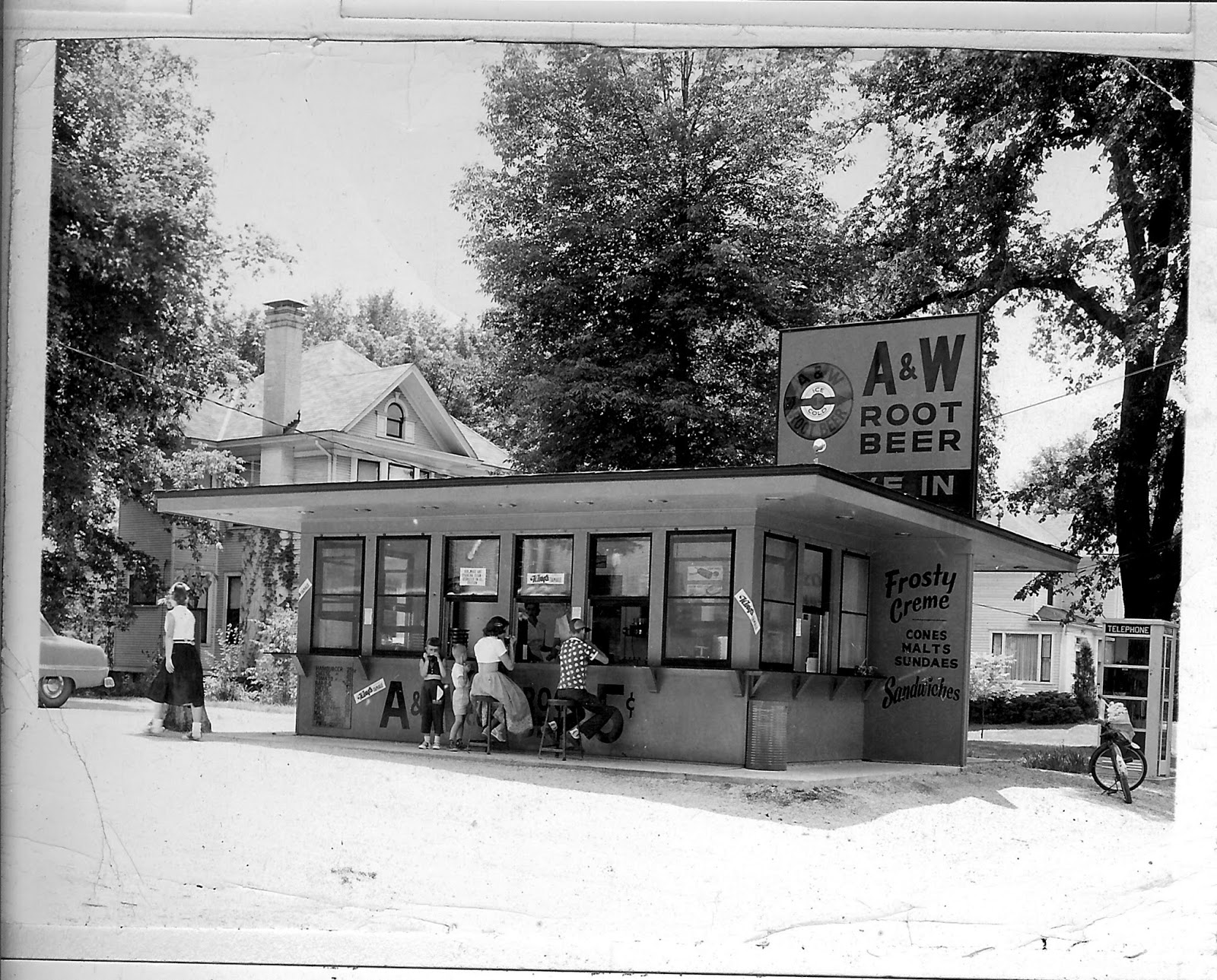 Edwardsville's A&W Drive In Edwardsville's Route 66 History 7