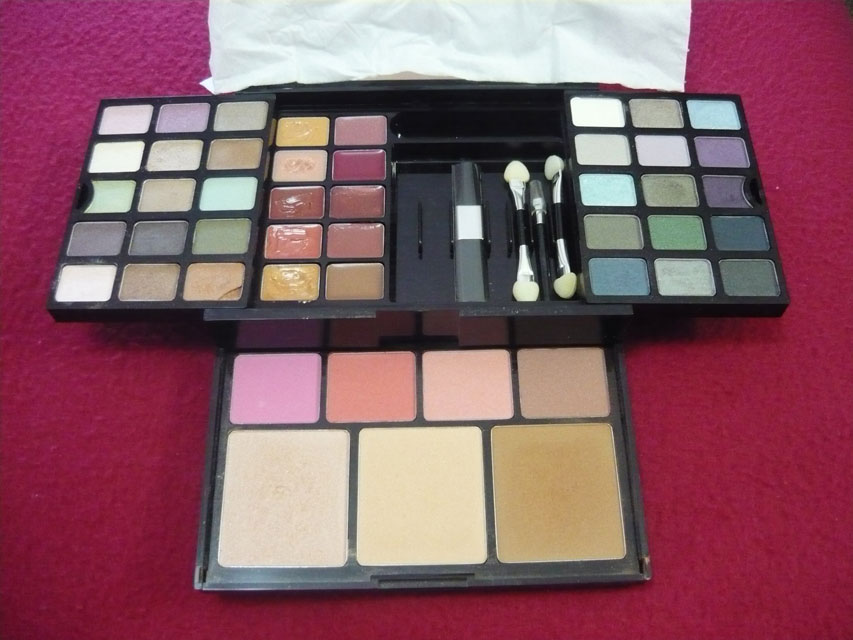 Victoria's Secret Ultimate Makeup Kit