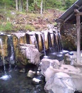 Tempat Mandi Air Panas Alami di Bukit Gadang Koto Anau Solok