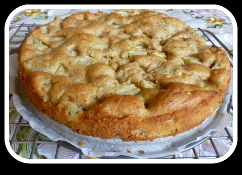 SPLENDID LOW-CARBING BY JENNIFER ELOFF: DELICIOUS APPLE CAKE