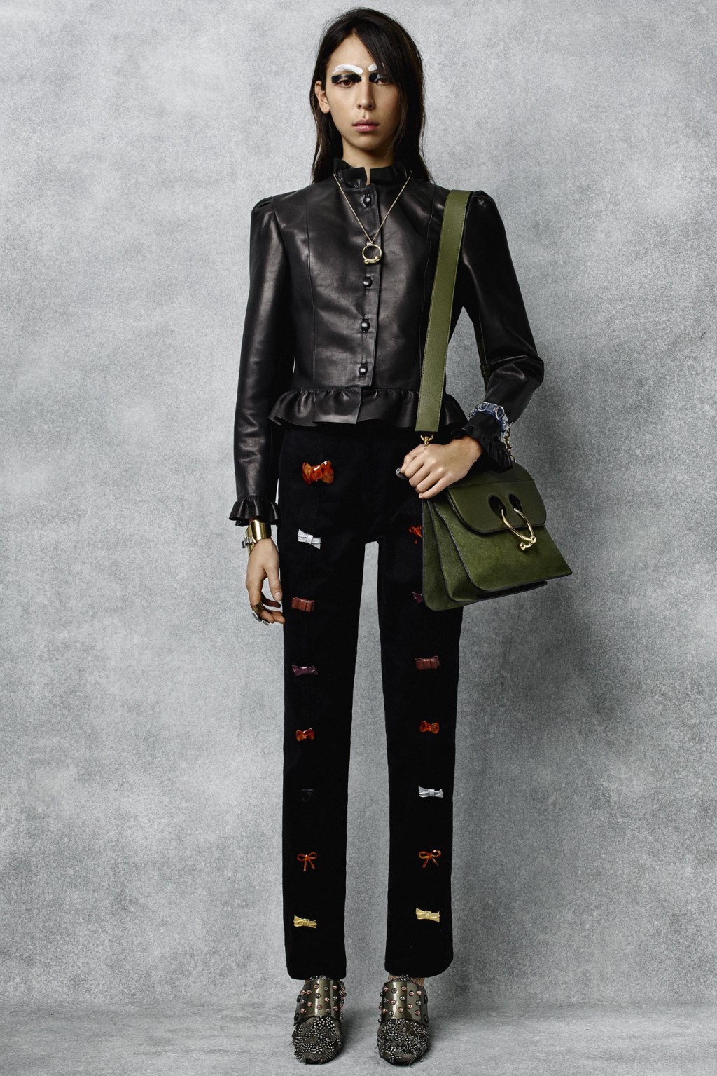 JW Anderson Pre-Fall 2016 jw-anderson-pre-fall-2016, j-w-anderson-pre-fall-2016, jw-anderson, j-w-anderson-fall-2016, pre-fall-collection, jw-anderson-paris, jw-anderson-loewe, dudessinauxpodiums, du-dessin-aux-podiums, j-w-anderson-british-fashion-awards