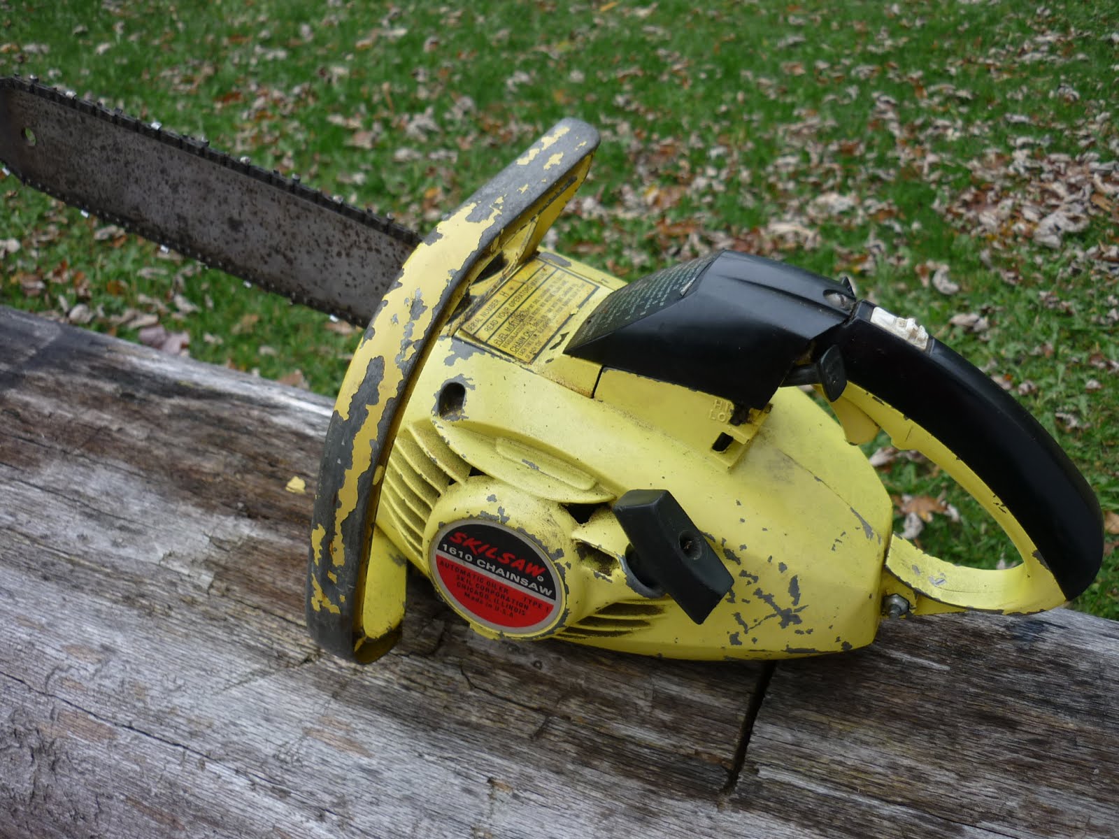 VINTAGE CHAINSAW COLLECTION SKILLSAW GROUP OF SAWS.