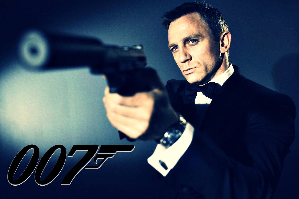 http://2.bp.blogspot.com/-rP3V7c2H3z8/UJFs5JOOLvI/AAAAAAAAJmM/Fj3aFM_P1cg/s1600/daniel-craig1.jpg