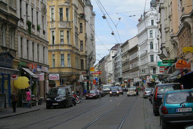 Where to live in Vienna? Find your district