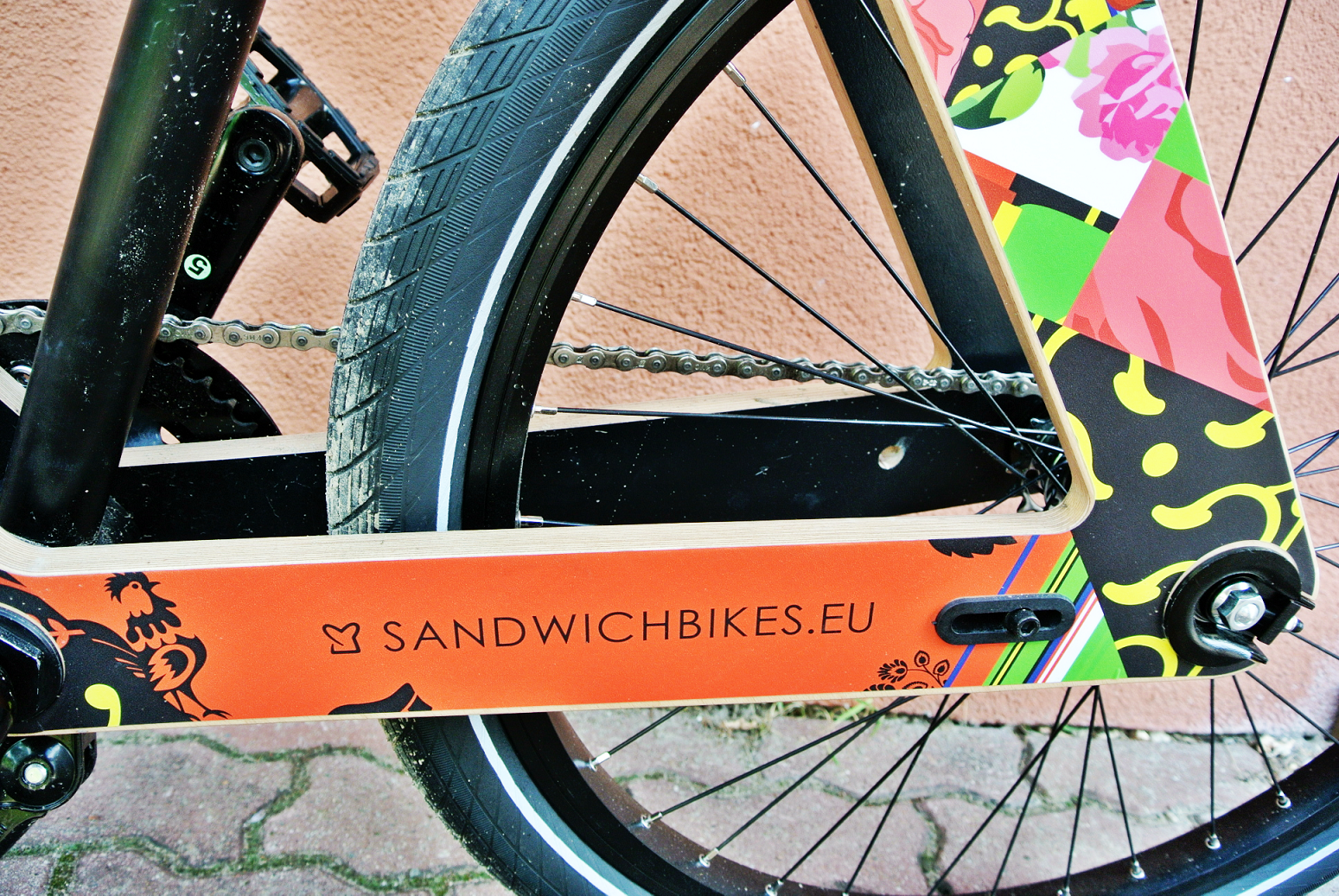 kolorowy drewniany rower,sandwichbike,ekologiczny rower,elegancki rower,sandwichbikes