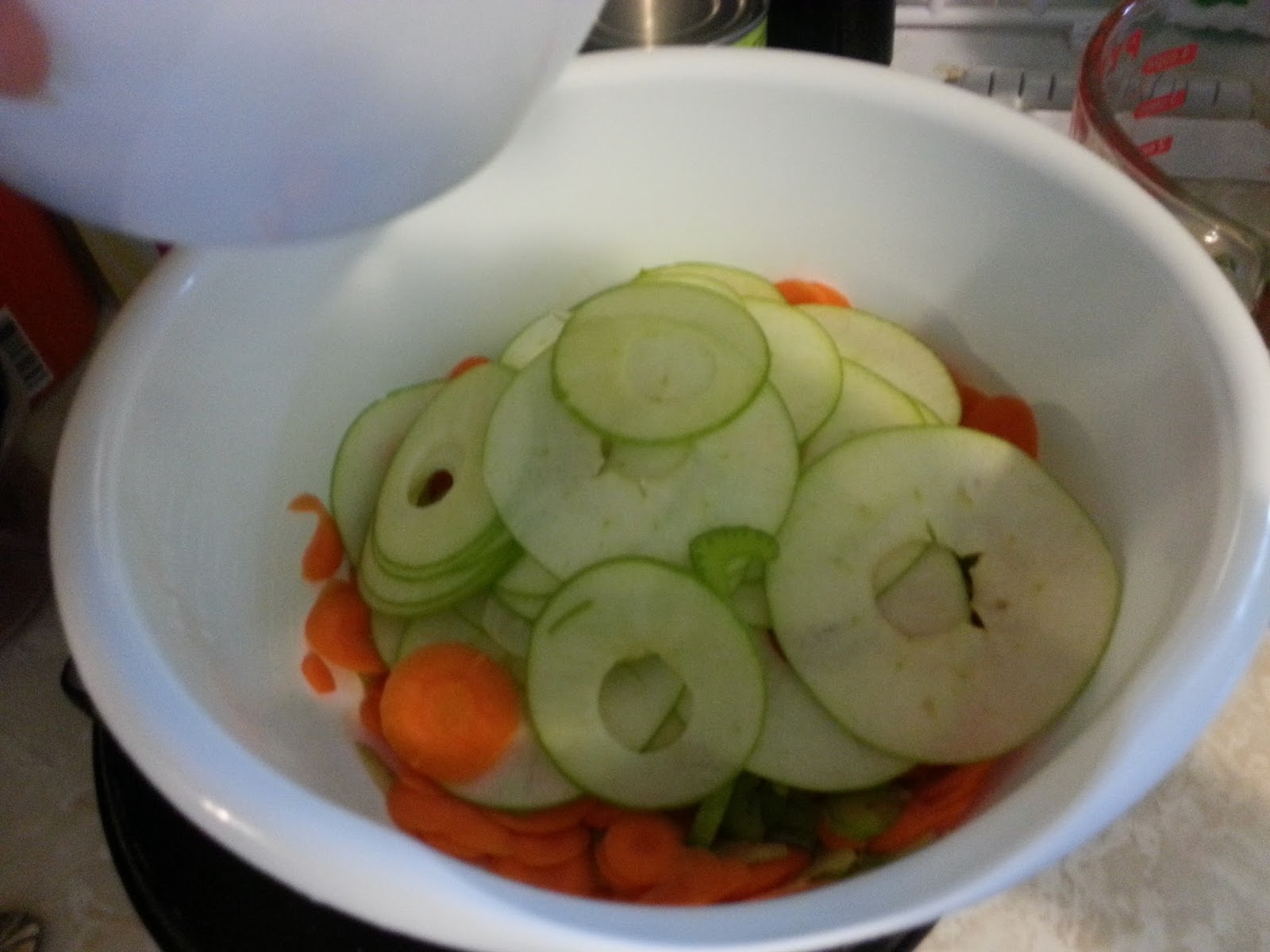 That's 'licious, Mommy! Barbecue Vinaigrette Spinach Salad