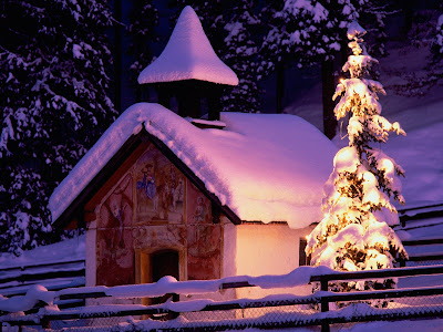 Christmas snow eve covered houses wallpapers wallpaper desktop night widescreen nexus devices apple wallpapermania eu google blackberry December 2011 | Desktop Background Wallpapers