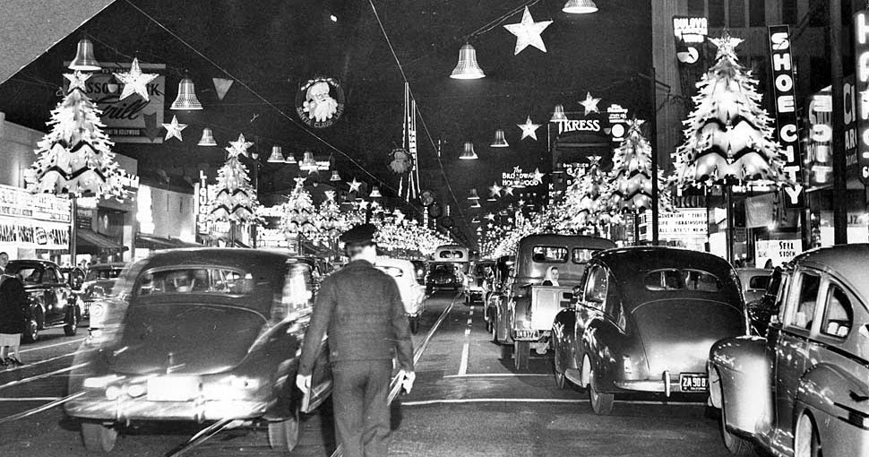 vintage everyday: Hollywood Boulevard lights, 1952