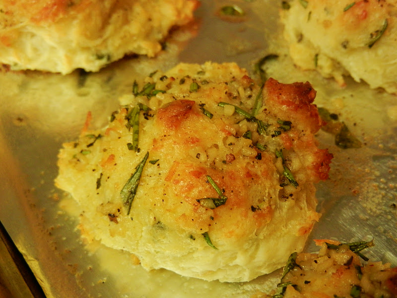 Diva In The Kitchen Easy Rosemary Garlic Parmesan Biscuits Discourse
