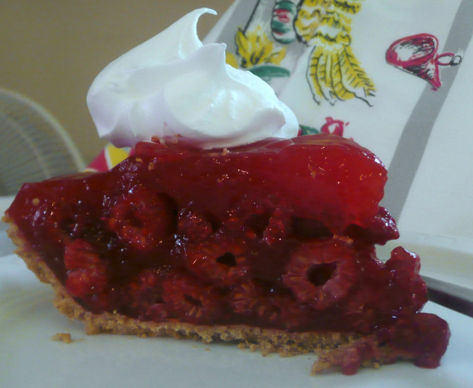 A Chick Who Can Cook Easy Raspberry Pie