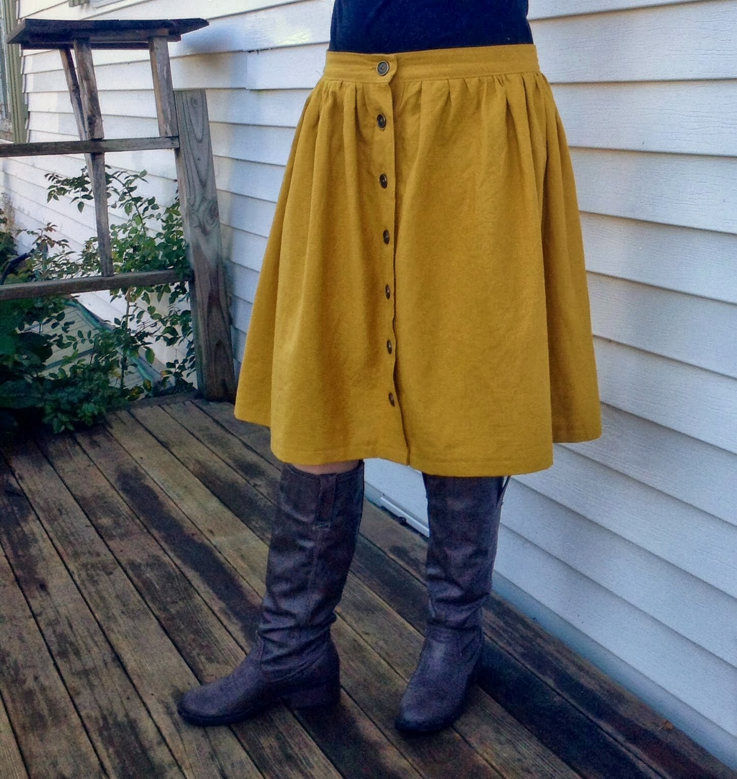 sew rachel! a yellow, linen, picnic blanket skirt!