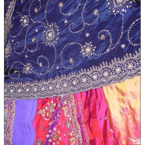 Fashion clothing embroidery designs Fashion clothing embroidery designs