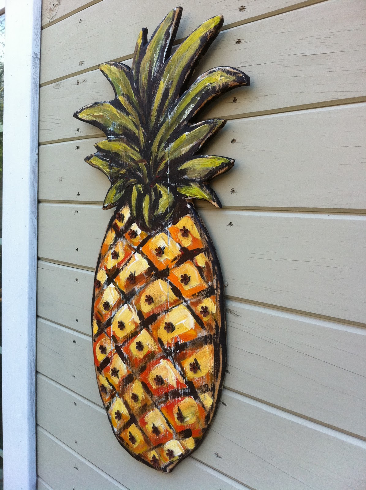 Recycled Wood Art Large Pineapple