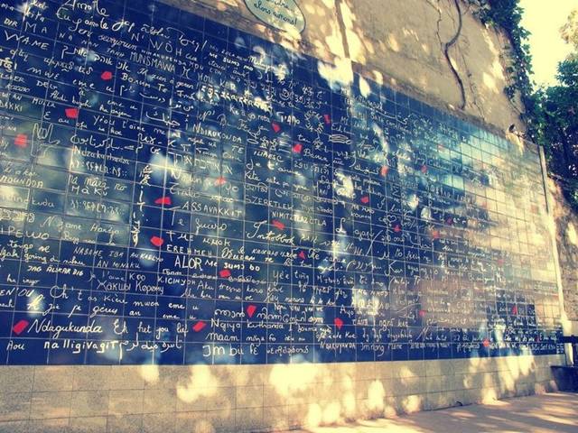 The “I love you” wall stands at the center of the Abbesses garden at Montmartre, Paris, and covers a surface area of 40 square meters with a total of 612 tiles of enameled lava. The phrase “I love you” is written more than a thousand times in over 300 different languages.