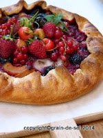 http://salzkorn.blogspot.fr/2014/06/tarte-rustique-zum-fruchte-swinger.html