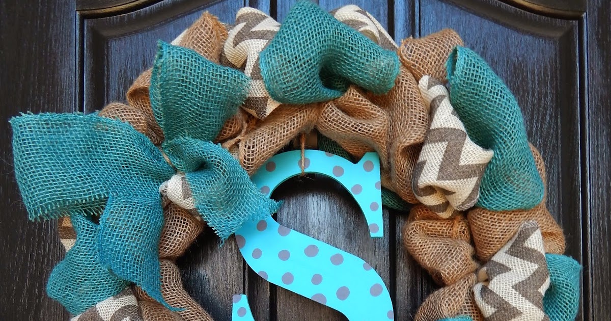 Someday Crafts DIY Burlap Ribbon Wreath