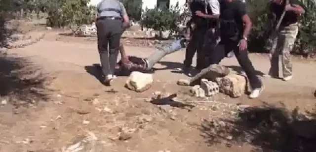 Βίντεο με τον 32χρονο ισλαμιστή στυγνό δολοφόνο που συνελήφθη στην Αλεξανδρούπολη να πολεμά στο πλευρό του ISIS και πάνε να τον αθωώσουν ! Βίντεο με τον 32χρονο ισλαμιστή στυγνό δολοφόνο που συνελήφθη στην Αλεξανδρούπολη να πολεμά στο πλευρό του ISIS και πάνε να τον αθωώσουν !
