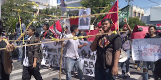 Disaksikan Wapres, Warga Malang Mulai Terima BLSM Bengkalis Pos