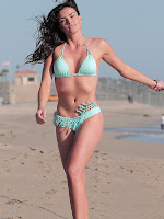 Courtney Robertson hot in a turquoise bikini