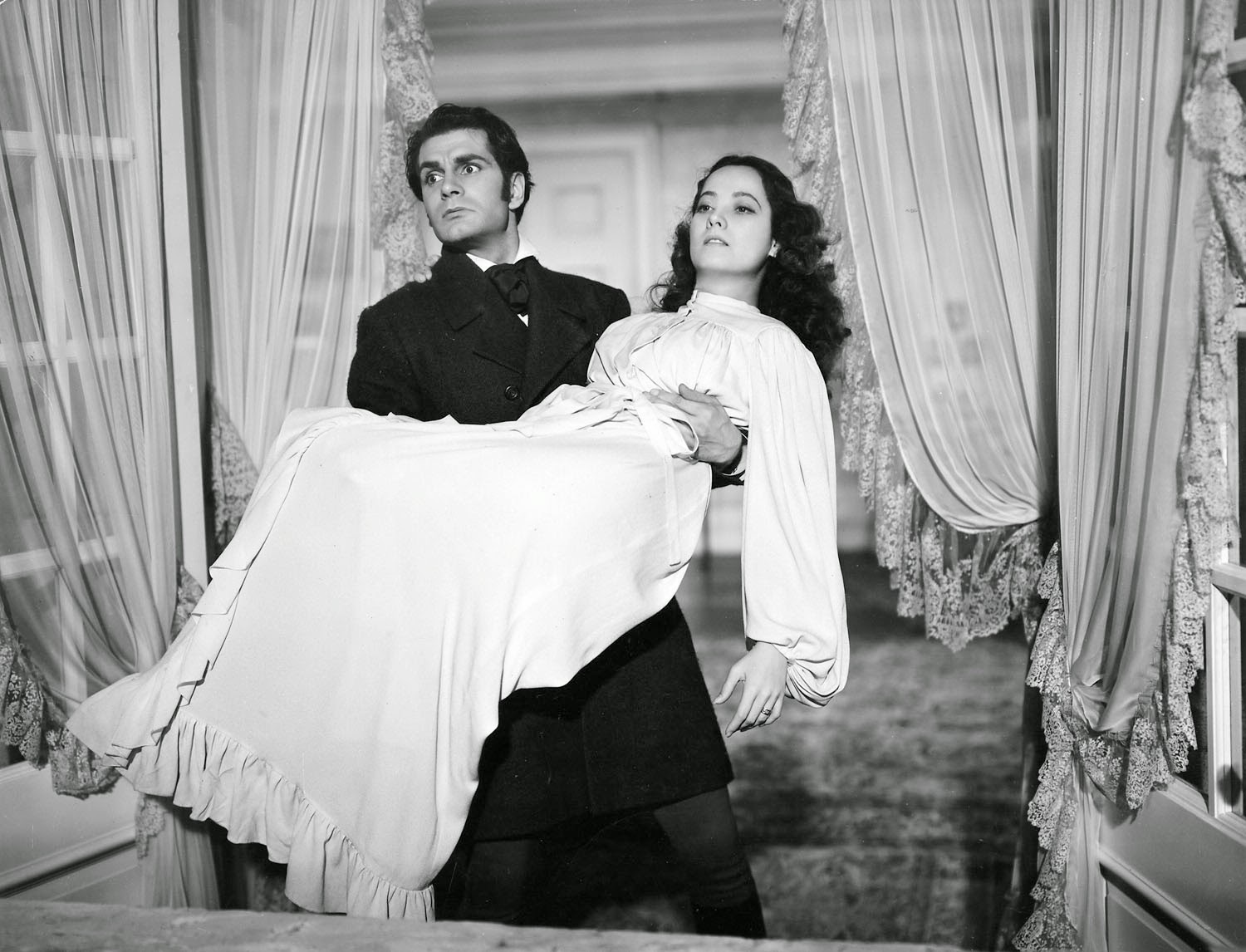 wuthering heights review Wuthering heights (1992) is the best romance genre of all time and it's not only that (romance), it has many element that is not available in the usual romance genre it has an horror element (or more preferably they call it gothic), mystery, tragedy, revenge, and more. wuthering heights review Wuthering heights (1992) is the best romance genre of all time and it's not only that (romance), it has many element that is not available in the usual romance genre it has an horror element (or more preferably they call it gothic), mystery, tragedy, revenge, and more.