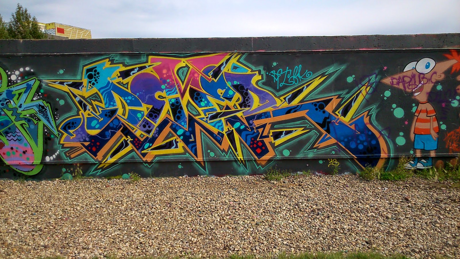 The Shabby Green Warehouse Edmonton Open Graffiti Wall Edmonton, AB