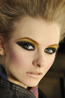 Latest smoke eye makeup, fashion, trendy,images, picture, wallpapers