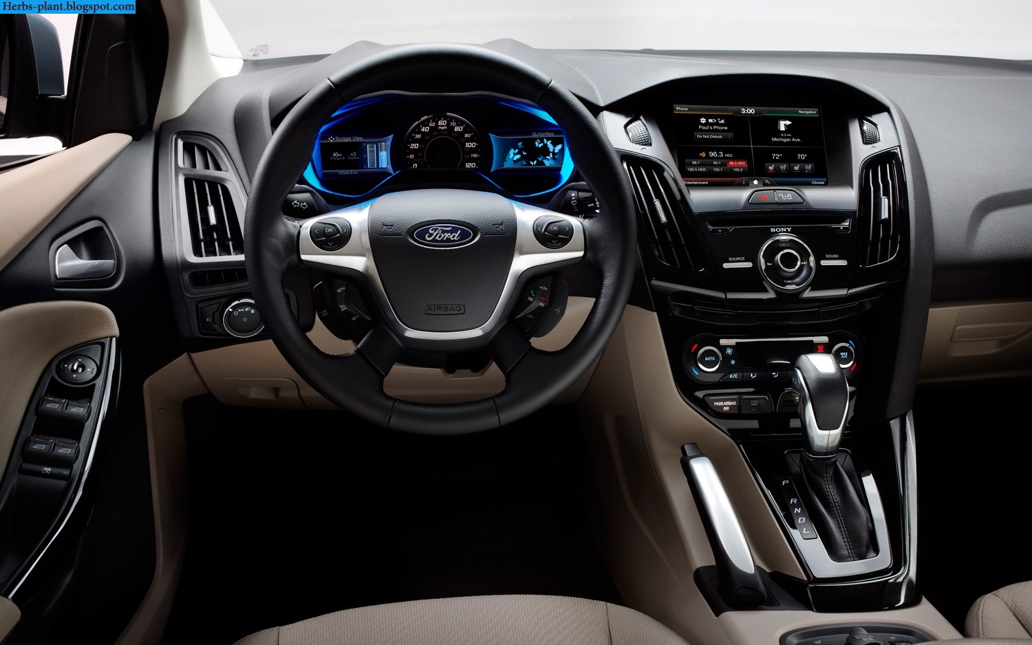 Ford focus car 2013 interior - صور سيارة فورد فوكس 2013 من الداخل Ford focus car 2013 interior - صور سيارة فورد فوكس 2013 من الداخل