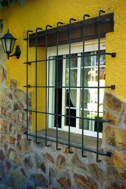 Rejas de Forja diseñada y fabricada por OLAYA, Herrería y Forja, S.L.