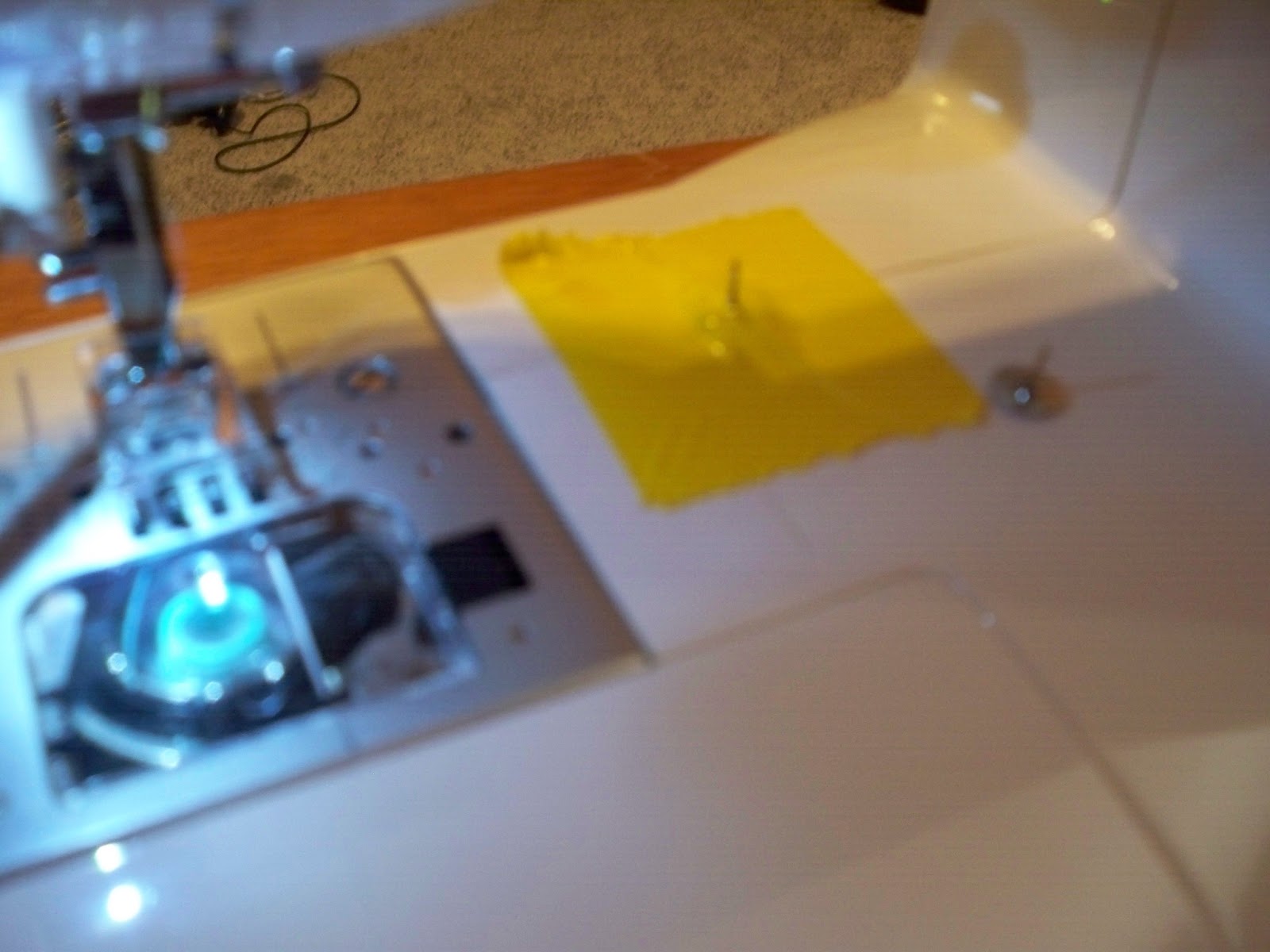 Ambering Along How to Sew Circles with your Sewing Machine without any