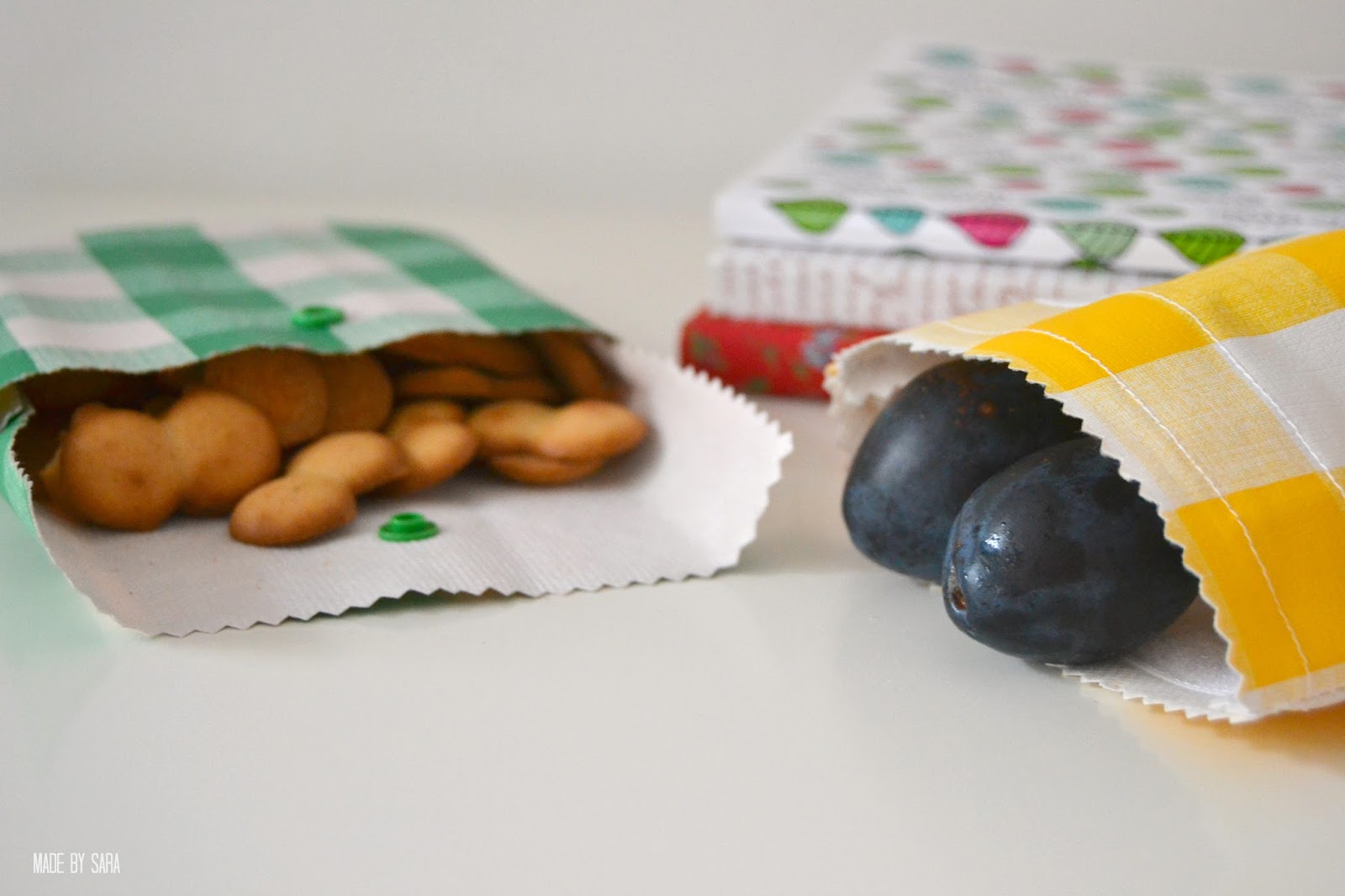 Reusable Snack Pouches a tutorial Made by Sara