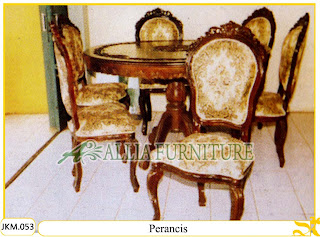 Kursi dan Meja Makan Ukiran Kayu Jati Perancis Kursi dan Meja Makan Ukiran Kayu Jati Perancis
