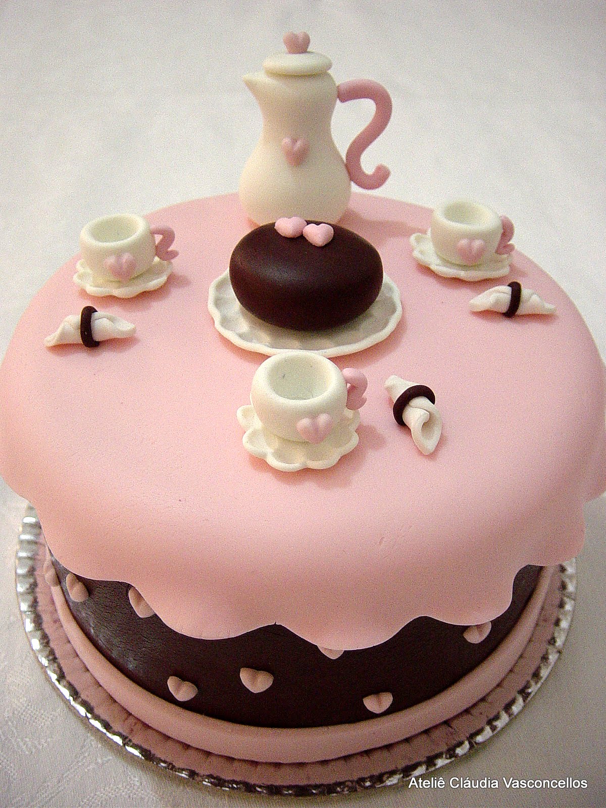 Ateliê Cláudia Vasconcellos: Bolo Chá de Cozinha